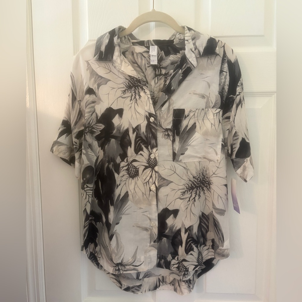 NWT, Stars Above Monochrome Floral Button Down Shirt